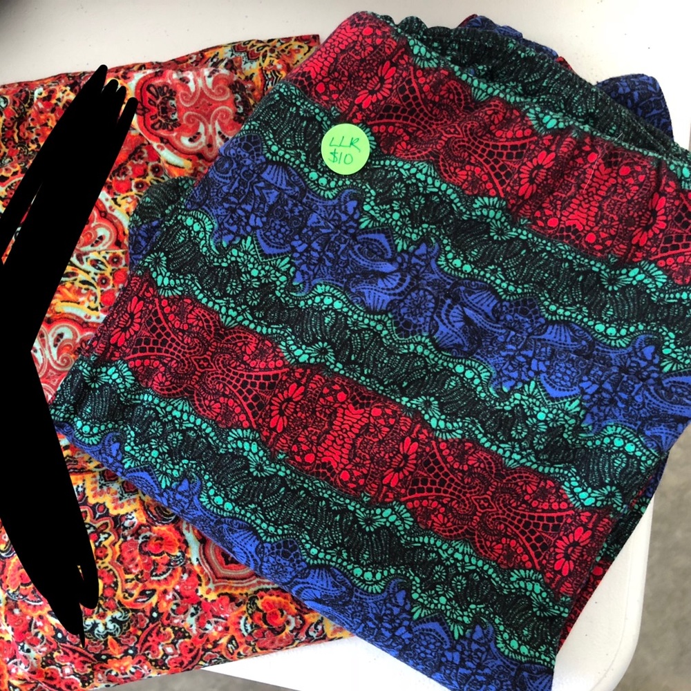 Lula Roe TC leggings. Blue black red green